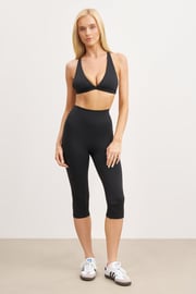 Base Sculpting Capri Leggings - Black