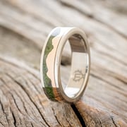"HELIOS" - MOSS & 14K GOLD MOUNTAIN RANGE WEDDING BAND