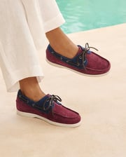 Swan Suede & Denim Boat Shoes - Q84KK - Luca Rubinacci x Manebí Wine & Dark Denim
