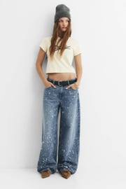 Ripped baggy jeans