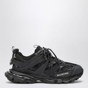 Track black sneaker