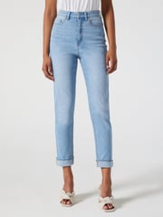 Tapered Jeans