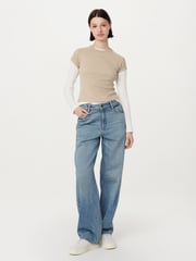 The Shrunken Cropped T-Shirt in Light Beige