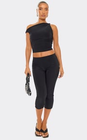 Mid Rise Capri Leggings In Black Slinky