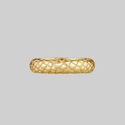 VEGA. Snake Skin Band Ring - Gold