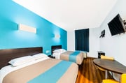 1 King Bed