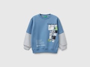 Sweatshirt with double sleeves