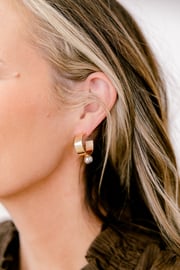 Cool And Classy Earrings, Gold