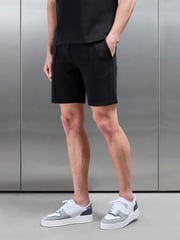 Everyday Luxe Short in Black