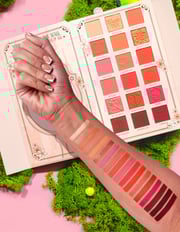 P.Louise A Brand New Chapter Palette - Chapter Two