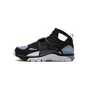 Nike Mens Air Trainer Huarache Shoes