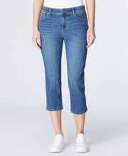 Signature Side Slit Capri