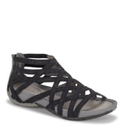 Samina Sandal