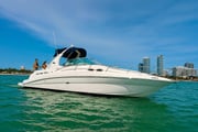 Spacious Cruiser Yacht 37ft | Miami Beach