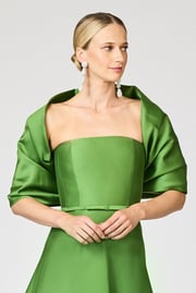 THE HUG SHAWL - GREEN GARNET