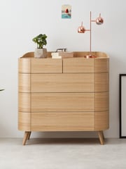 Odie 5 Drawer Chest of Drawers in Oak