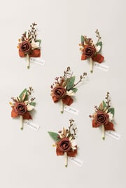 Boutonnieres in Amber | Clearance
