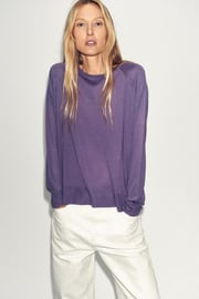 FINE KNIT SWEATER