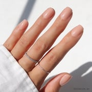 FOR THE "IT" GIRLS