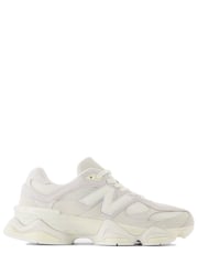 9060 Sneakers