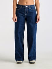 Low Slouch Relaxed Jean | Lee Jeans Australia