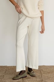 The Pointelle Simple Crop Pant