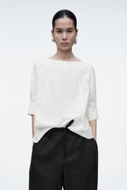 BLUSA OVERSIZE DE ALGODÓN CON CUELLO BARCO