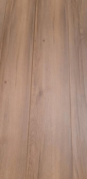 TrafficMaster Kettle Keep Oak 8 mm T x 8 in. W Water Resistant Laminate Wood Flooring (21.3 sqft/case)