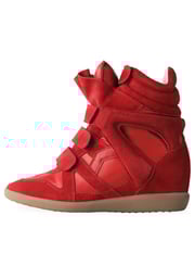 Bekett High-Top Sneaker