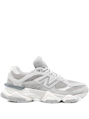 9060 Sneakers