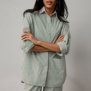 Airy Cotton Curved Hem Shirt