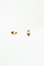 Smudge Wisp Earring - Single