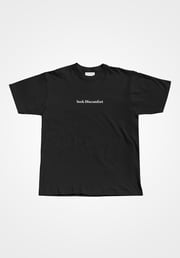 Black Seeker Essential Tee