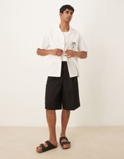 ASOS DESIGN smart oversized Bermuda shorts with front pleat and D-ring