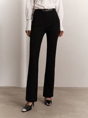 Straight trousers with crease