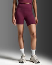 Form Stash Hi-Rise 6" Compression Short with Pockets