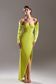 Off sleeves heart shaped neckline crepe dress