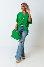 Trendy City Shift Top In Kelly Green