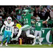A.J. Brown Philadelphia Eagles Unsigned Kelly Green Jersey Touchdown Photograph
