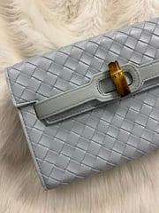 Broad Clutch
