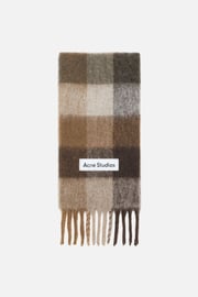Check fringe scarf