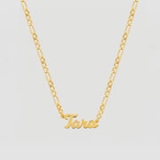 THE NAMEPLATE NECKLACE (FIGARO CHAIN)