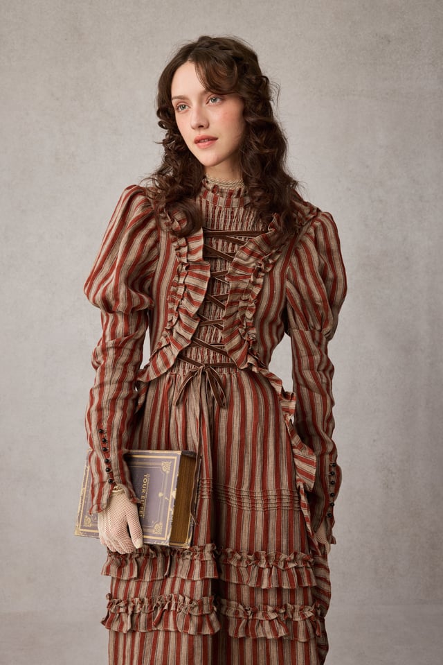 Elizabeth 15 | Victorian Linen Dress