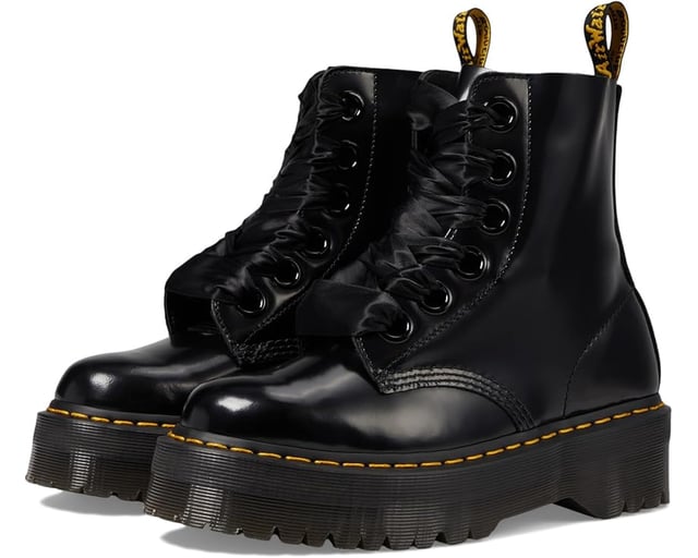 Dr. Martens Molly Quad Retro