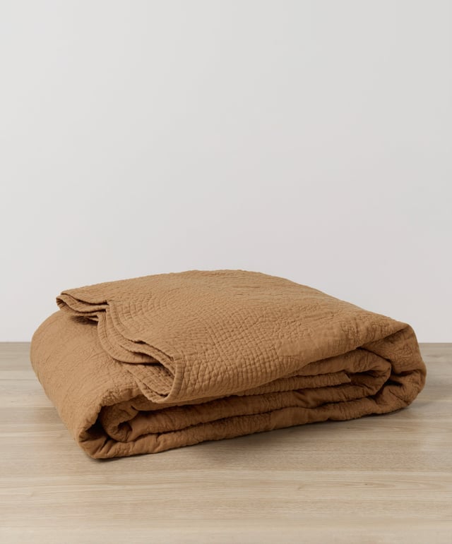 Willow Embroidered Quilt - Nutmeg