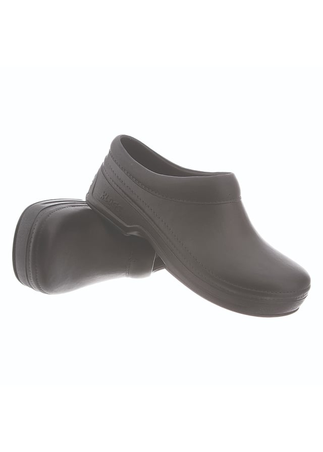 Springfield Slip Resistant Nursing Clogs