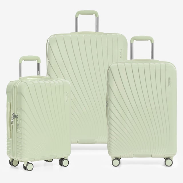 Phenom 3-Piece Spinner Luggage