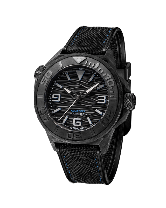 Aqua Carbon Maggy