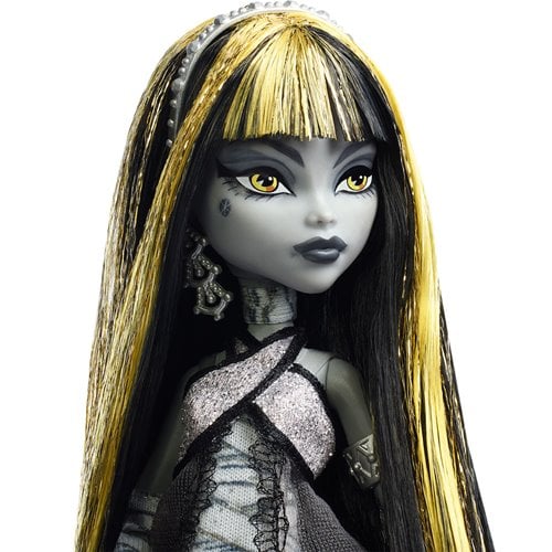 Monster High Reel Drama Cleo de Nile Doll