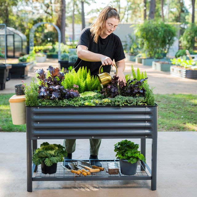 Elevated Garden Bed - V Series 2' x 4' Wheels Included